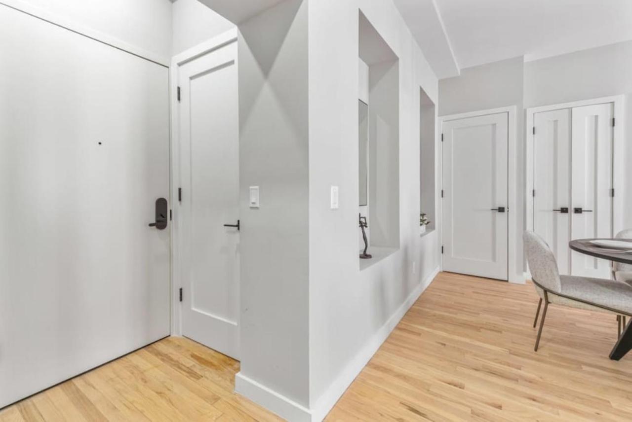 Top Notch 2 Bedroom Minutes From Central Park New York Exterior photo